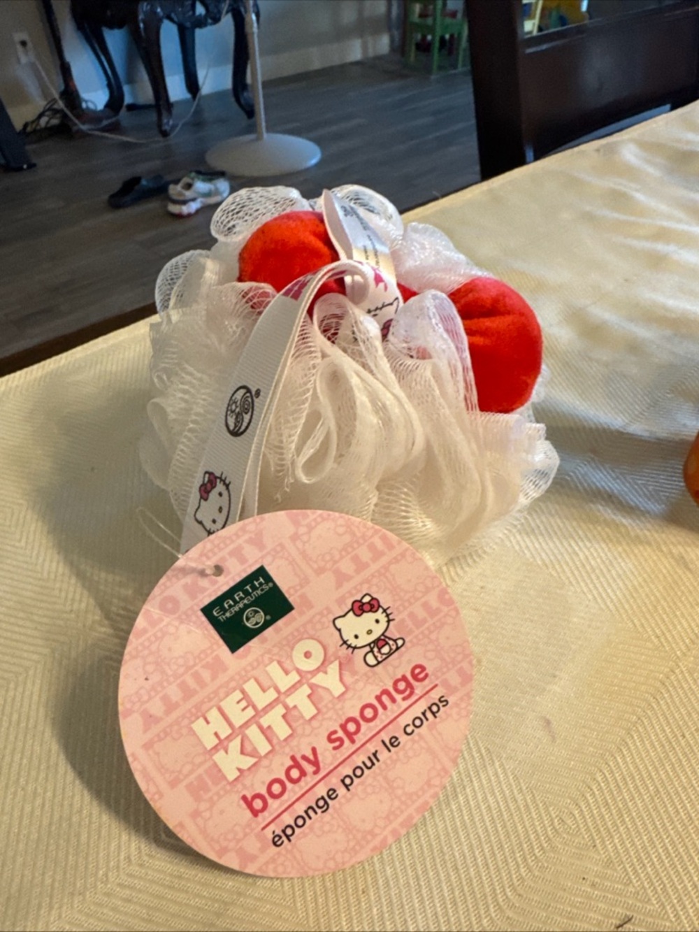 Hello Kitty White Mesh Bath Sponge with Red bow  Accents